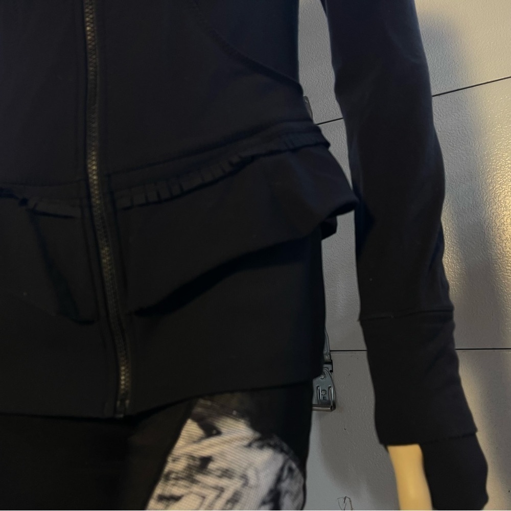 Lululemon City To Yoga Jacket Black Swan - Picture 9 of 16